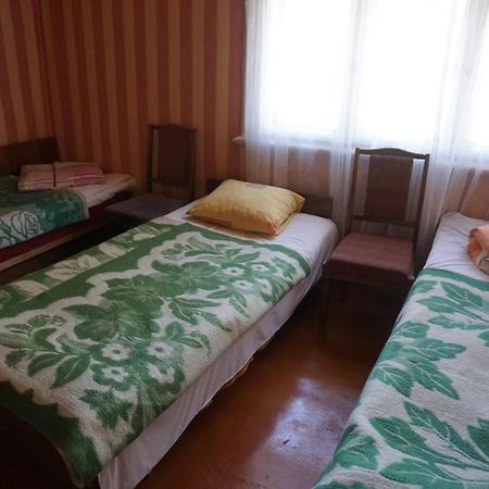 Pilskalnu Hostelis Кулдига Экстерьер фото