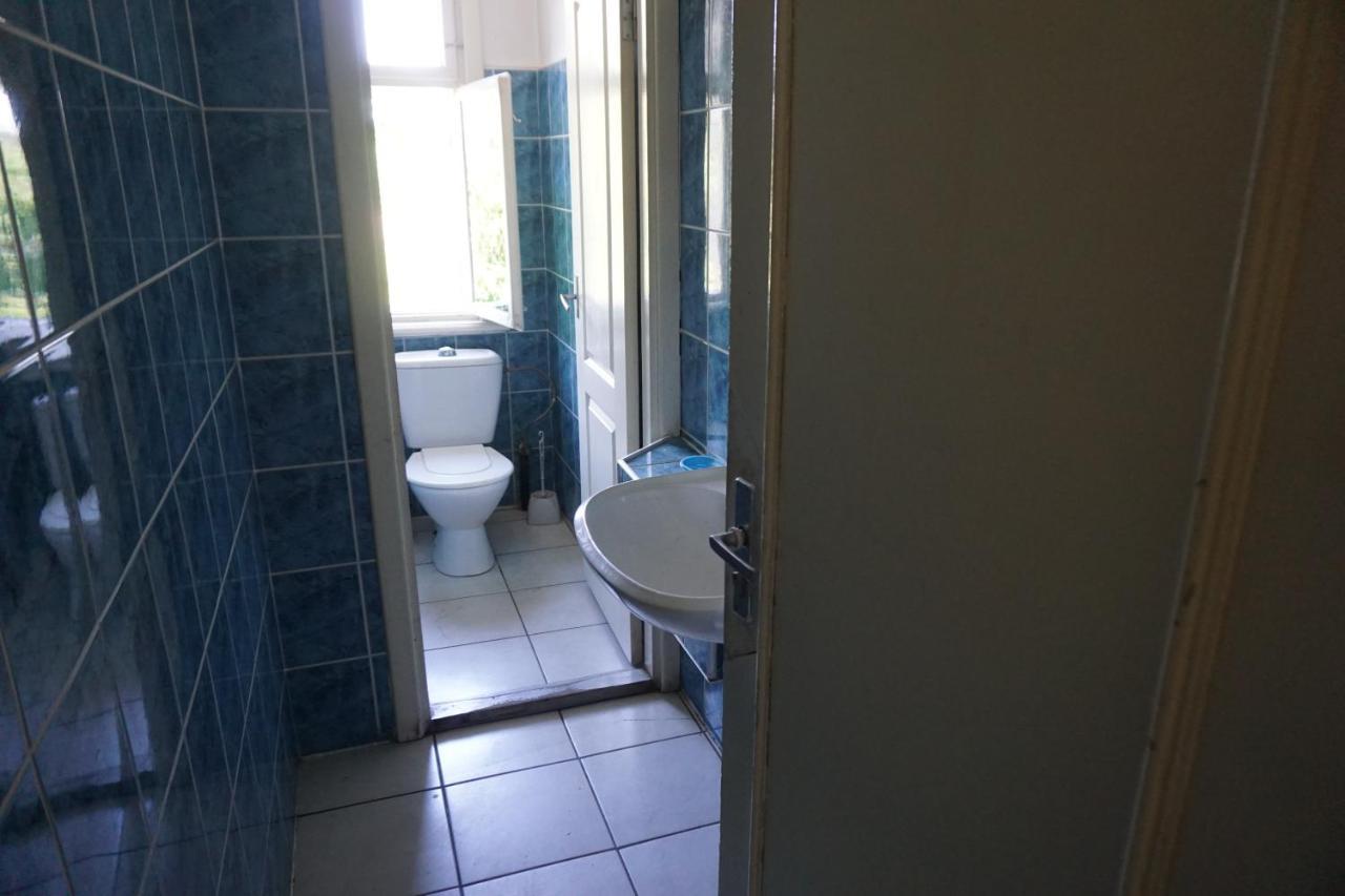 Pilskalnu Hostelis Кулдига Экстерьер фото