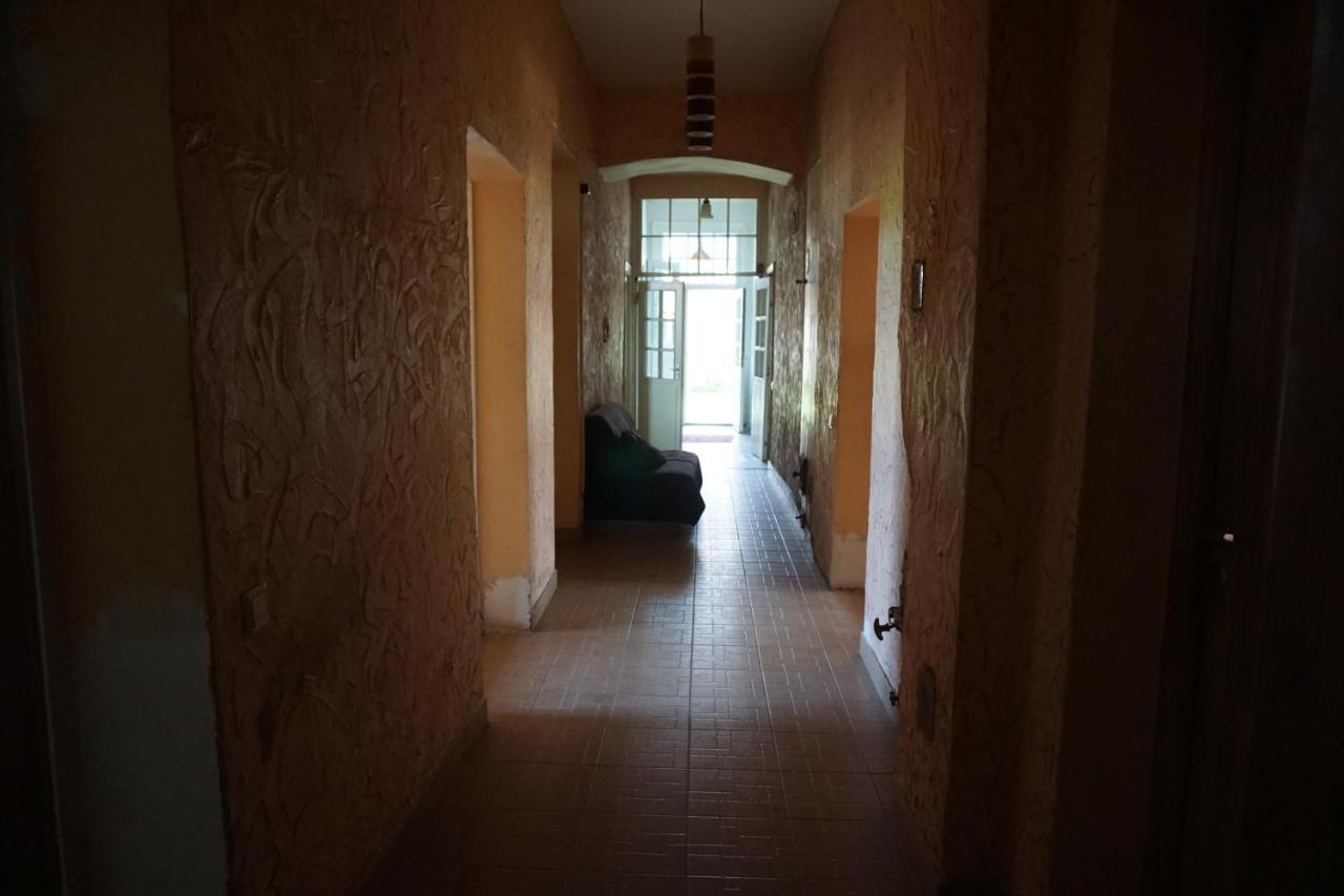 Pilskalnu Hostelis Кулдига Экстерьер фото